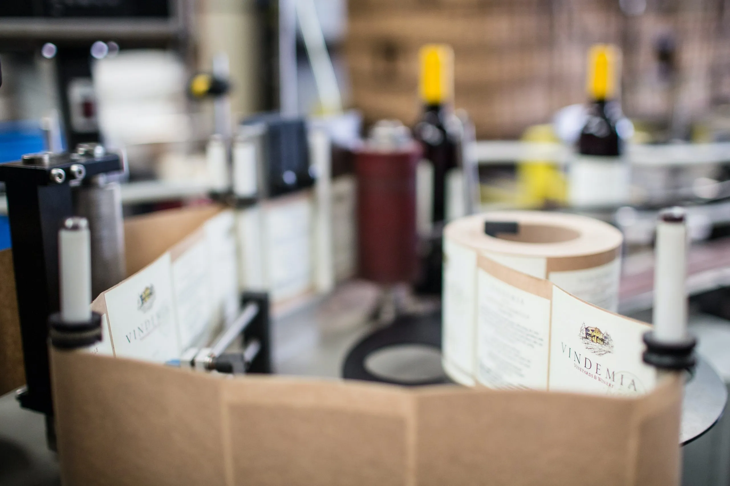 étiquettes bouteilles de vin