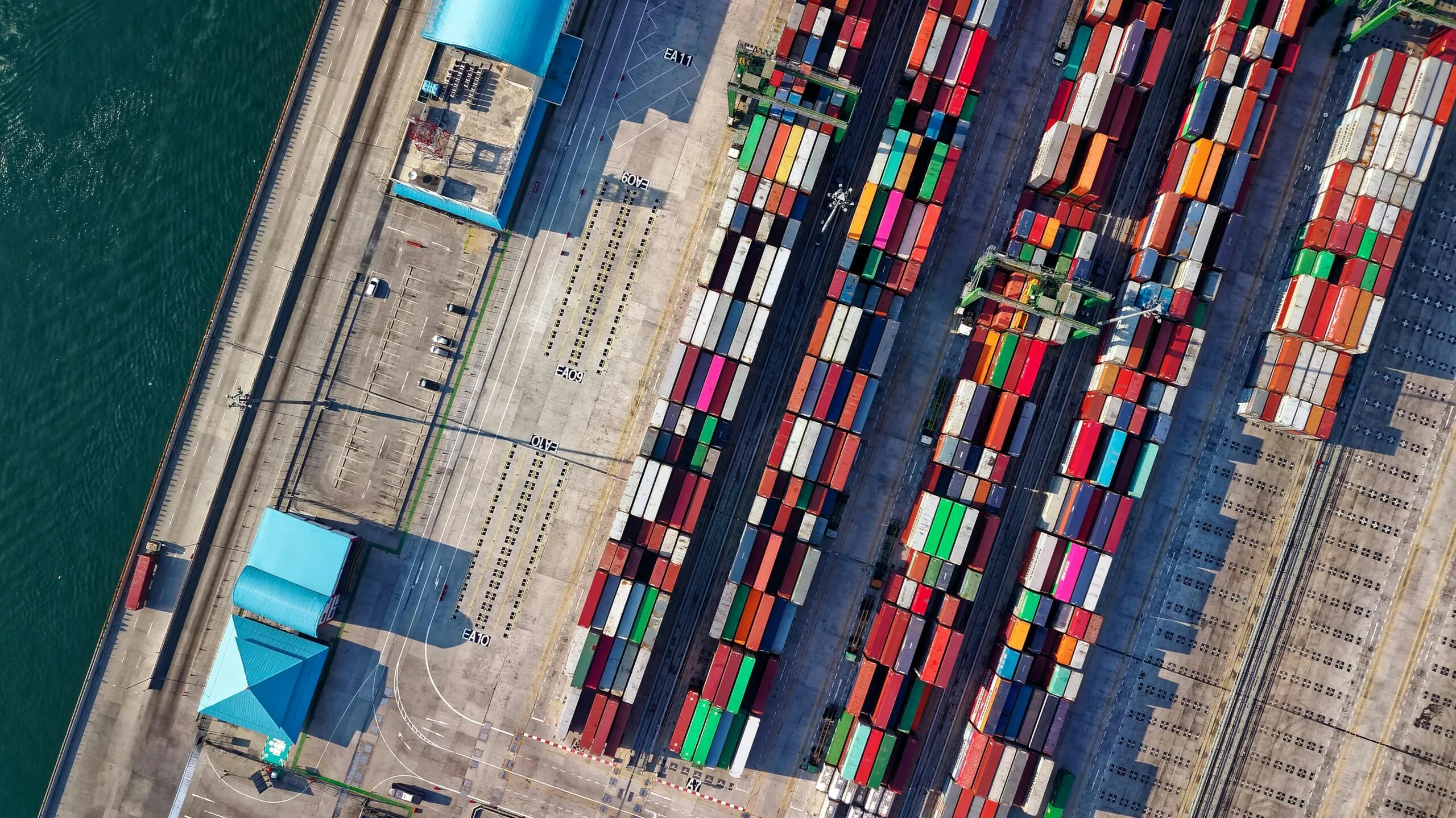 Outsourcing Your Courier Service: A Strategic Decision for Growing Businesses